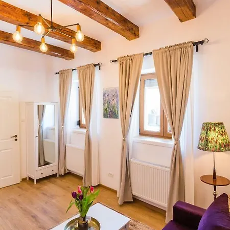 Апартаменти Casa Carolina *